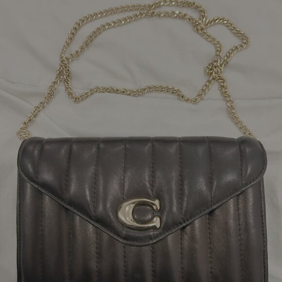 Coach Quilted Leather Mini Crossbody / Wallet on Chain : Black with Gold Hardwar - Picture 2 of 4